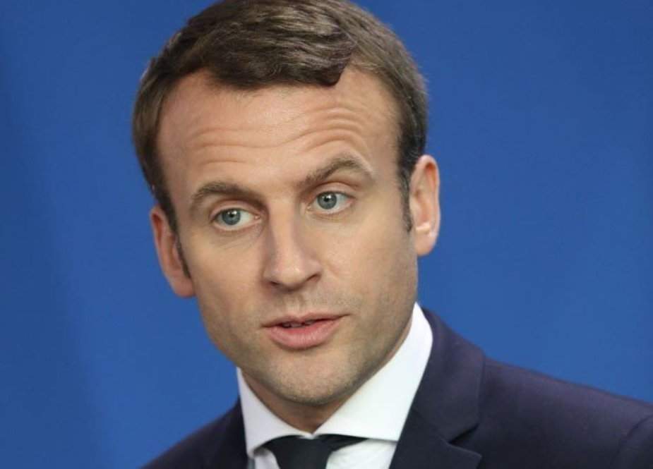 فرانسیسی صدر کو ایک شخص نے انڈا دے مارا، ویڈیو وائرل