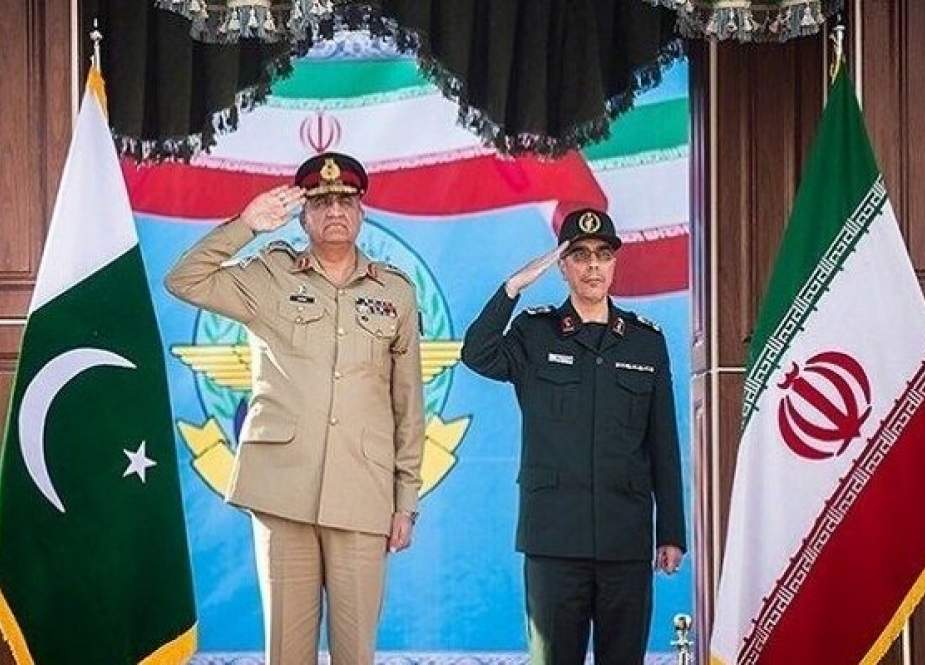 Kepala Staf Bersenjata Iran Bertemu Panglima Angkatan Darat Pakistan