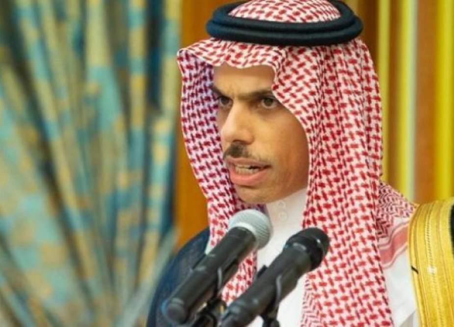 وزير الخارجية السعودي يغازل 