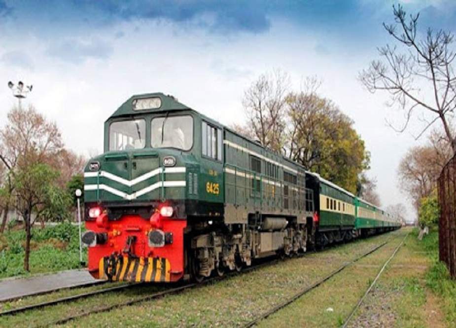 پاکستان، ایران، ترکی مال بردار ٹرین 22 دن بعد چل پڑے گی، اعظم سواتی