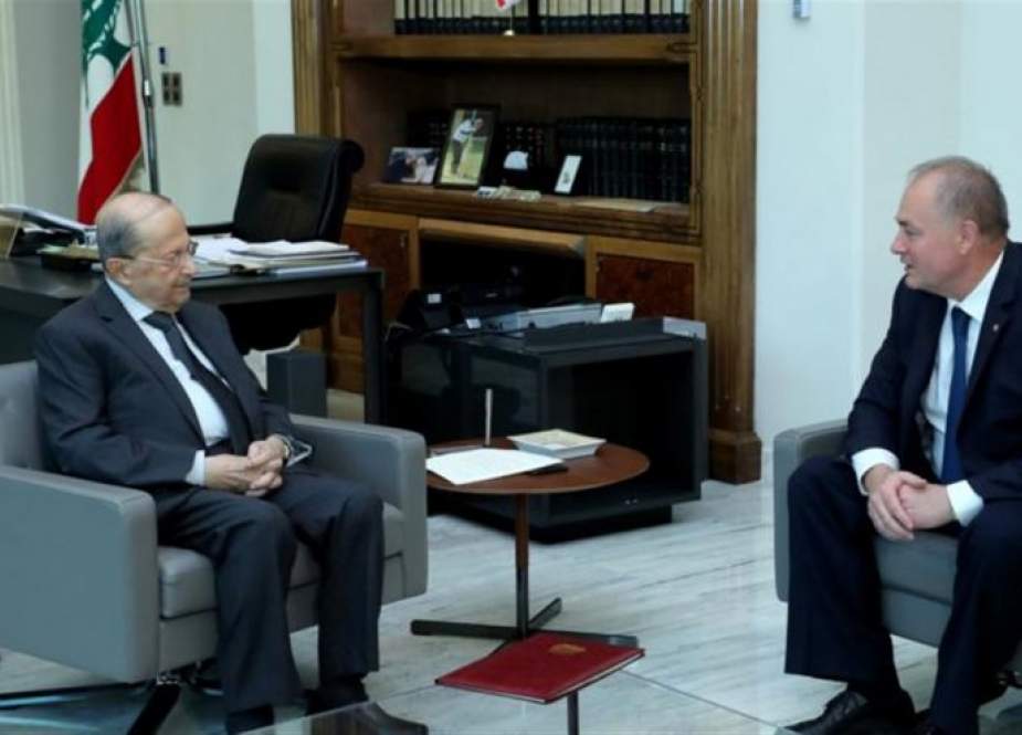 الرئيس اللبناني يتسلم رسالة تهنئة من نظيره الروسي