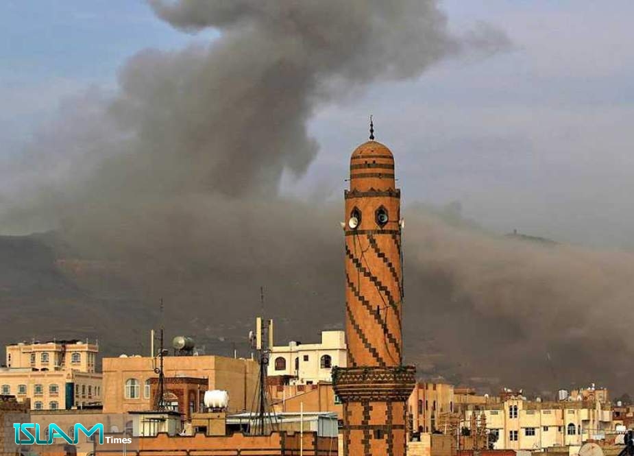 Saudi Warplanes Bomb Yemen’s Sanaa