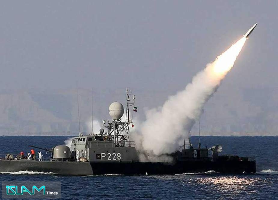 Iranian Navy Equipped with New Air Defense Missiles: Commander