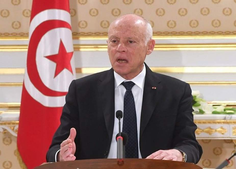 الرئيس التونسي يؤكد على ضرورة تطهير البلاد من جميع مظاهر الفساد
