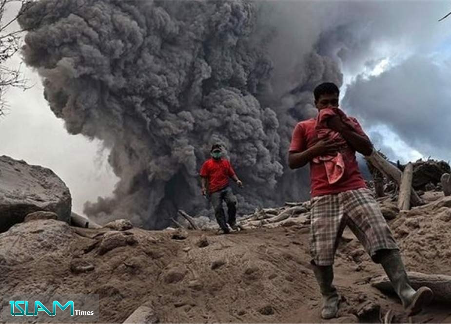 Indonesia Semeru Volcanic Eruption Kills 13; Dozens Injured