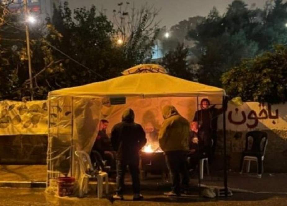 قوات الاحتلال تهدم خيمة حي الشيخ جراح في القدس