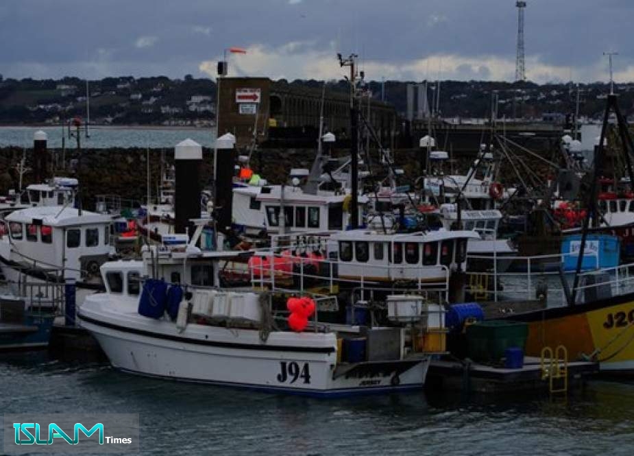 France Threatens Legal Battle with UK over Post-Brexit Fishing Licences