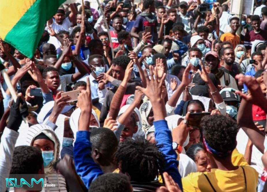 Two Killed as Sudan Security Forces Clash with Anti-Coup Demonstrators