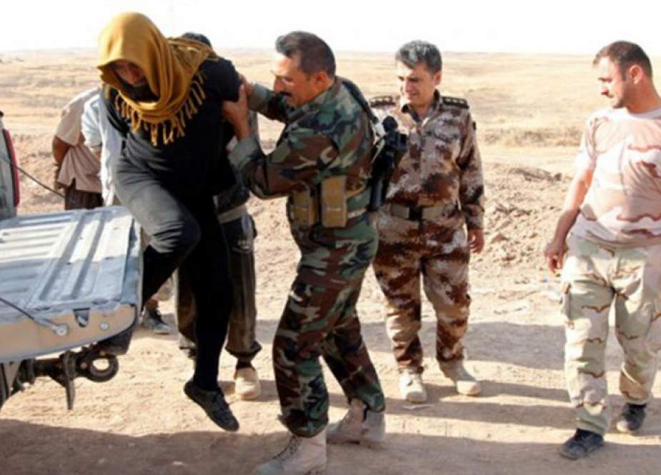 العراق يتسلم 50 عراقيا من سوريا ينتمون الى "داعش"