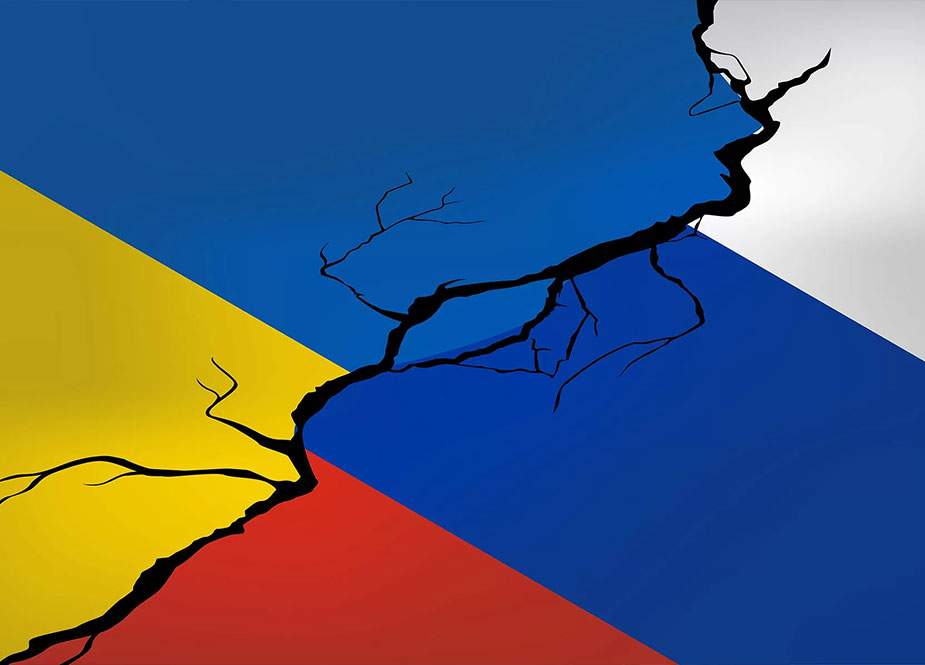 Rusiya diplomatlarını Ukraynadan çıxarır