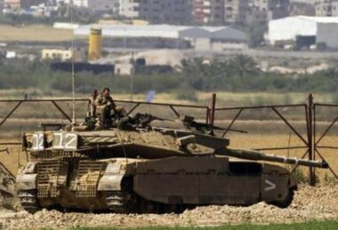 Tank Israel (IMEMC).