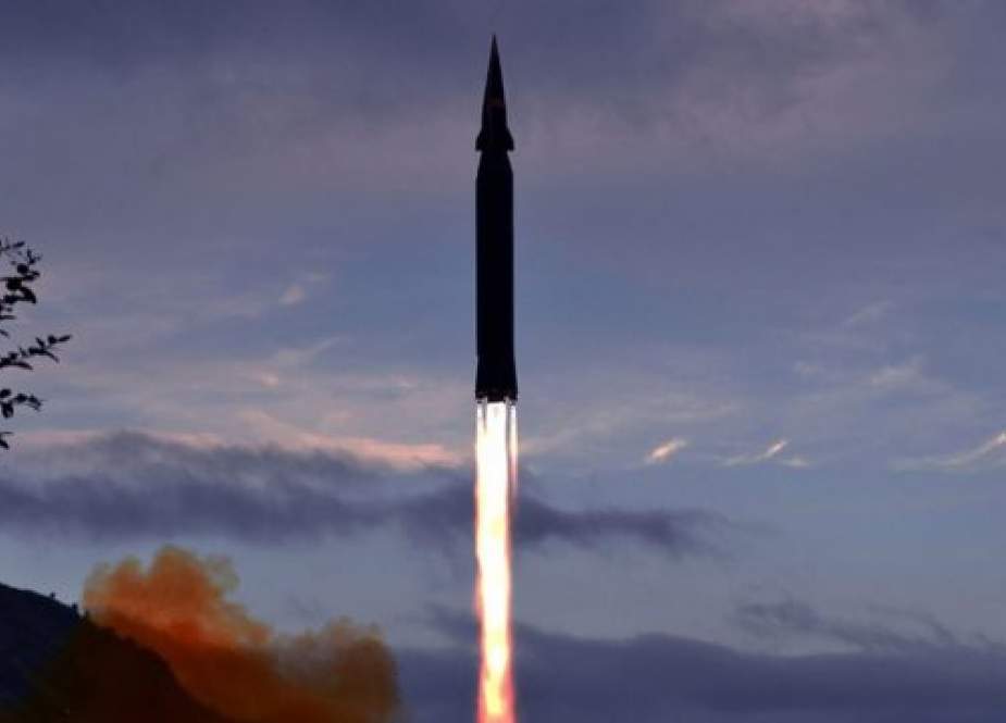 كوريا الشمالية تلمح لاستئناف تجاربها النووية والصاروخية