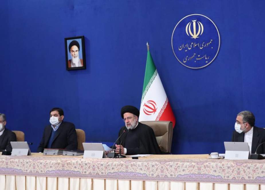 الرئيس الايراني: على المسؤولين اغتنام موقعهم لخدمة الشعب