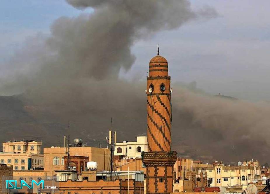 Saudi-led Coalition Warplanes Heavily Bomb Several Yemeni Cities