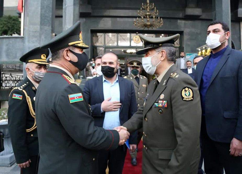 Zakir Həsənov İranın müdafiə naziri ilə görüşüb