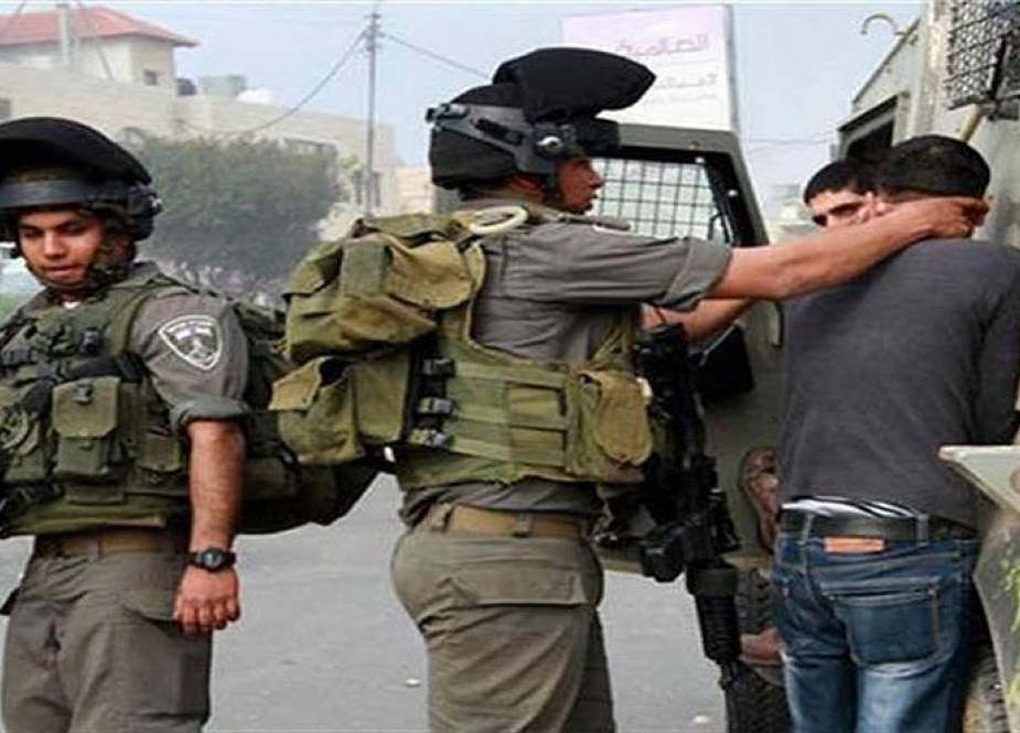 قوات الاحتلال الاسرائيلي تعتقل مواطنين شرق خان يونس