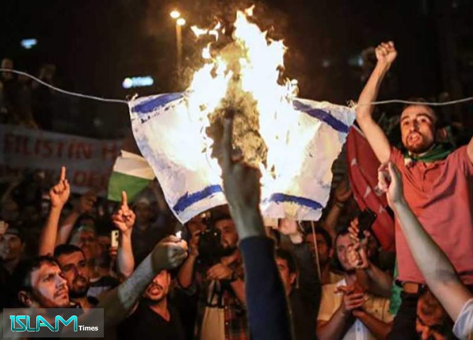 Turkish Protesters Burn ‘Israeli’ Flag Ahead Of Herzog’s Visit - Islam ...