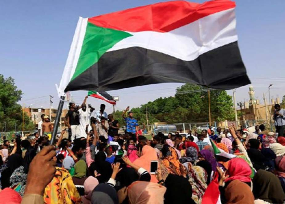 السودان: آلاف المتظاهرين في الخرطوم وعدة مدن للمطالبة بـ"الحكم المدني "
