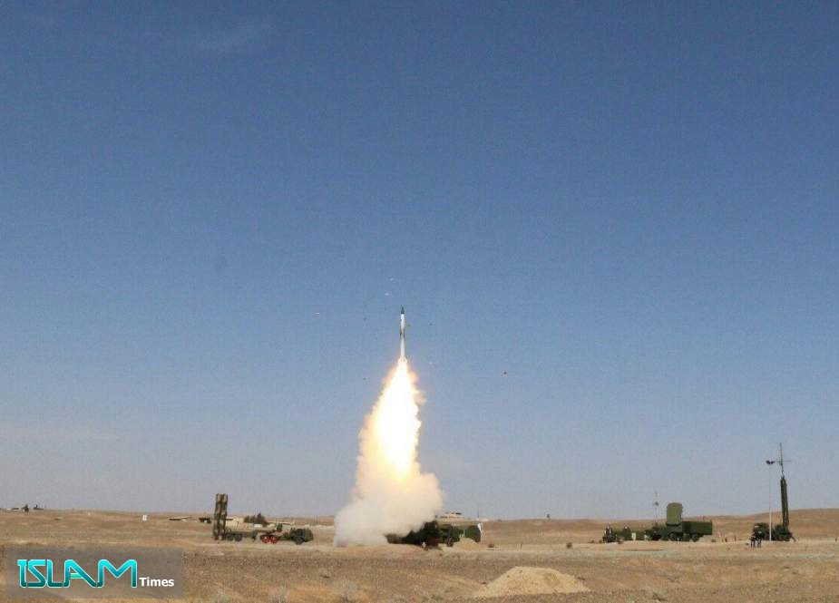 S-300 Defense System Fires at Israeli Jets in Syria