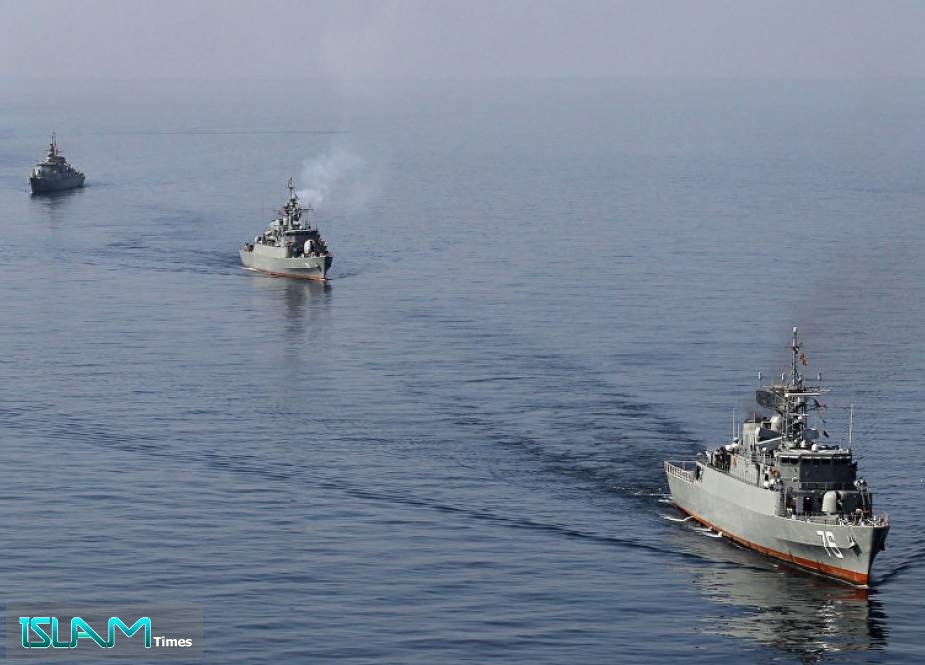 Iran Navy Escort Team Clashes with Pirates in Red Sea