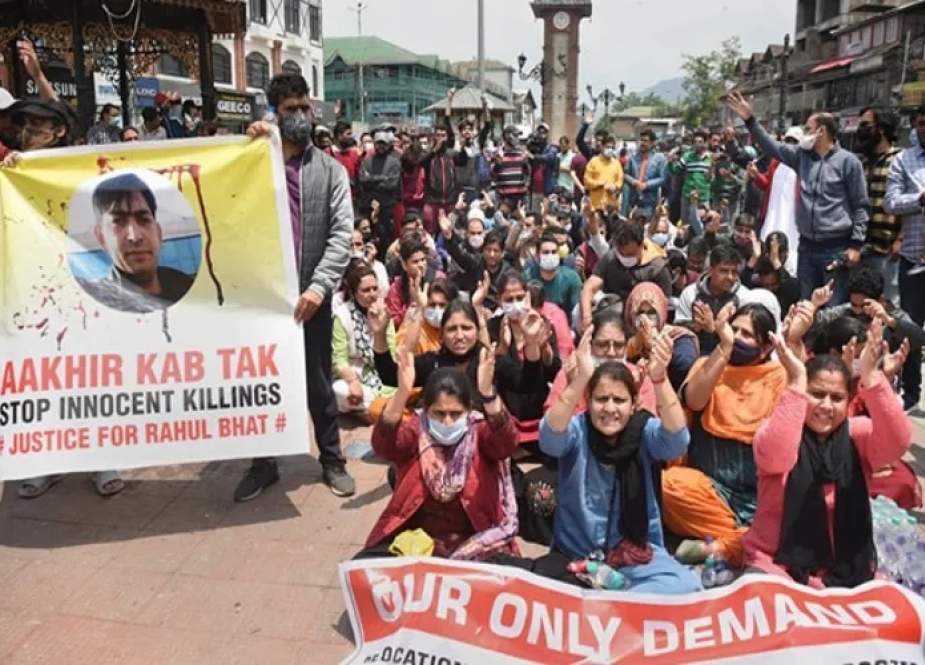 کشمیری پنڈتوں کا سرینگر میں احتجاجی مارچ