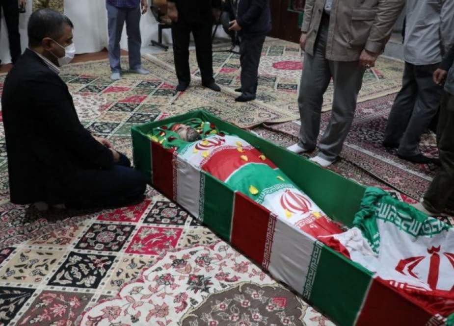 تشييع حاشد للشهيد صياد خدائي في طهران