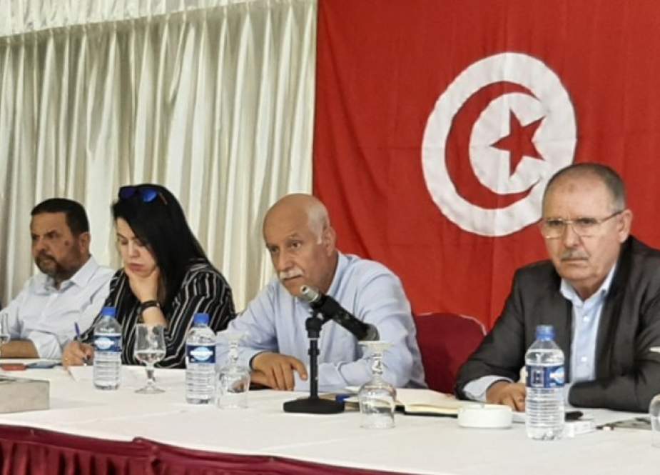 الرئيس التونسي ماضٍ بخطّته: "اتّحاد الشغل" خارج الحوار