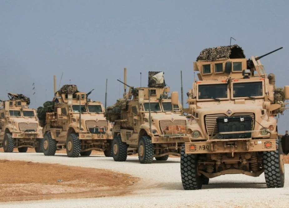 Laporan: Truk Militer AS Menyelundupkan Gandum dari Timur Laut Suriah ke Irak