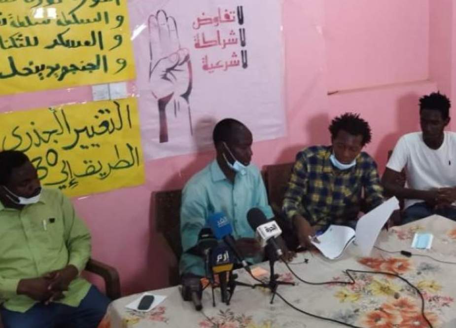 السودان.. غاضبون يوقع الميثاق الثوري ويعلن مرحلة جديدة