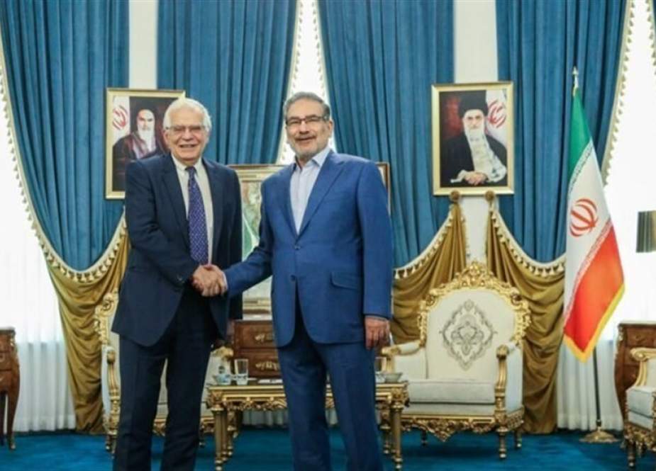 Shamkhani Memberitahu Borrell Iran Mencari Kesepakatan yang Kuat dan Berkelanjutan dalam Pembicaraan Wina