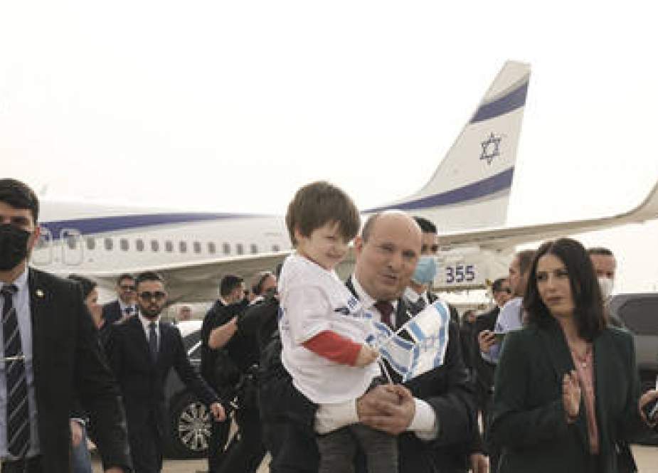 Ukraina Menangguhkan Perjalanan Bebas Visa bagi Warga Israel