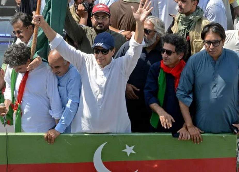 عمران خان ڈی چوک اس لیے نہیں آئے کہ انہیں کنٹینر پر 100 شیل پڑنے تھے، رانا ثناء اللہ