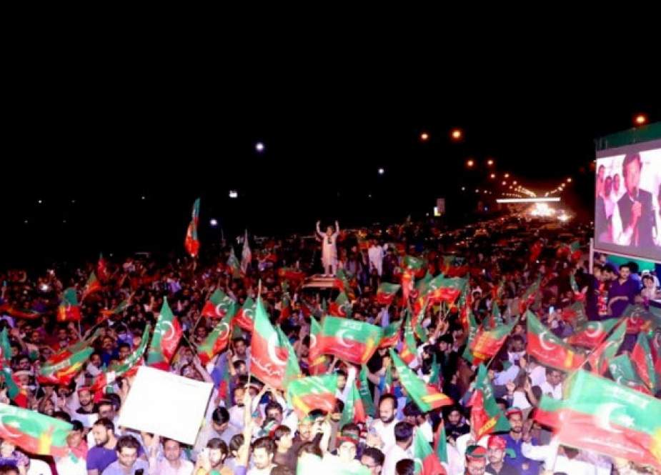 تظاهرات خیابانی هواداران عمران خان در شهرهای مختلف پاکستان