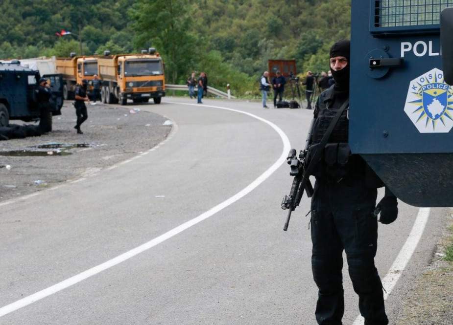KİV: Serbiya və Kosovonun inzibati xətti yaxınlığında silah səsləri eşidilib
