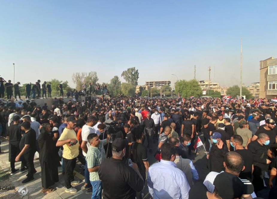 تظاهرة سلمية في بغداد دعما للشرعية