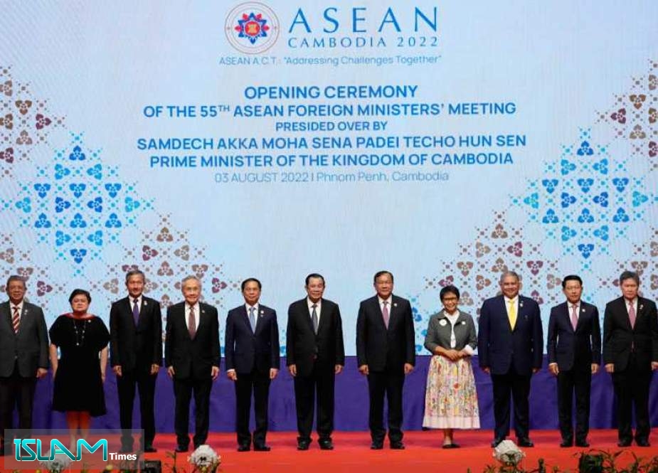 ASEAN Warns Of ’Miscalculation’ Risk Over Taiwan, Urges Avoiding Provocation