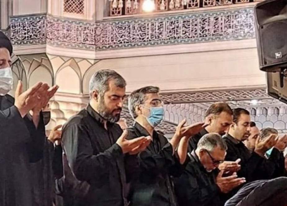 الرئيس الإيراني يشارك في مراسم عزاء يوم عاشوراء