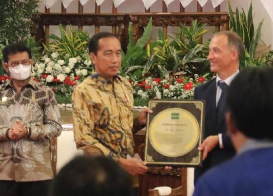 Indonesia Terima Penghargaan IRRI atas Capaian Swasembada Beras