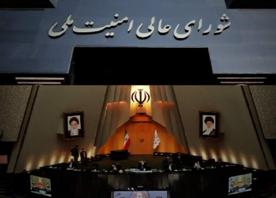 شمخاني: لم ولن نتراجع عن أي جزء من الخطوط الحمر الإيرانية