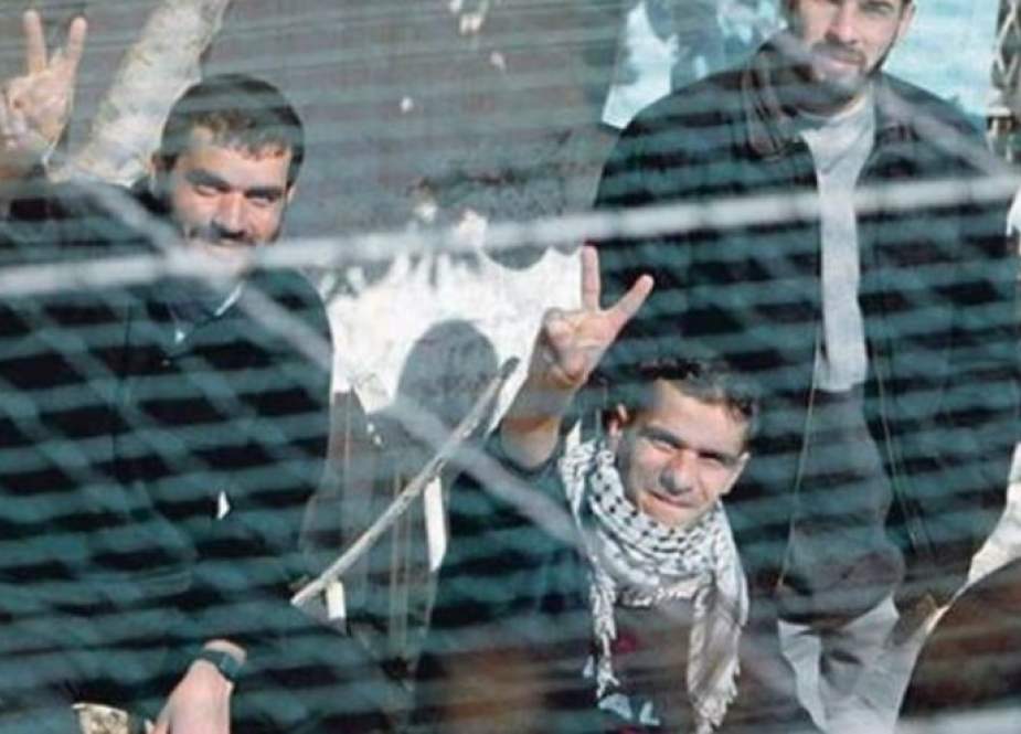الأسرى في سجون الاحتلال يُقررون تفعيل "لجنة الطوارئ العليا"