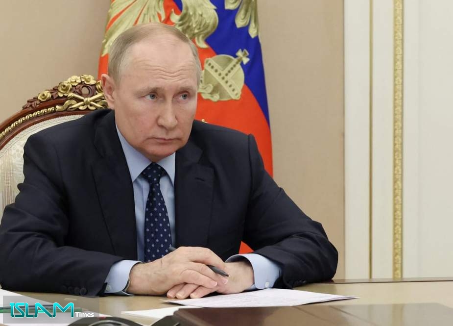Putin Warns of More Serious Response in Ukraine