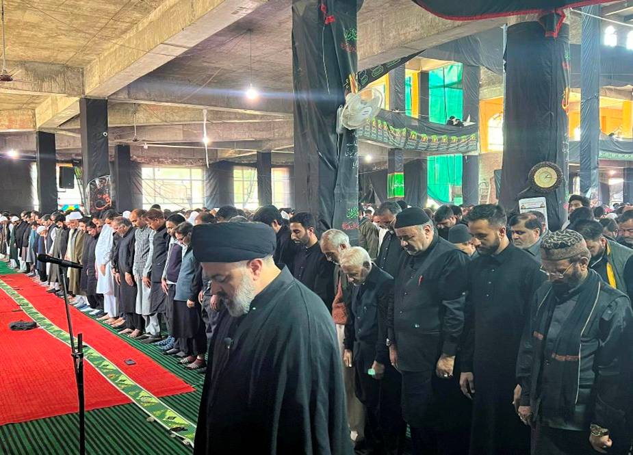 مقبوضہ کشمیر کے بمنہ و سرینگر میں اربعین امام حسین (ع) میں ہزاروں کی تعداد میں عزاداروں کی شرکت
