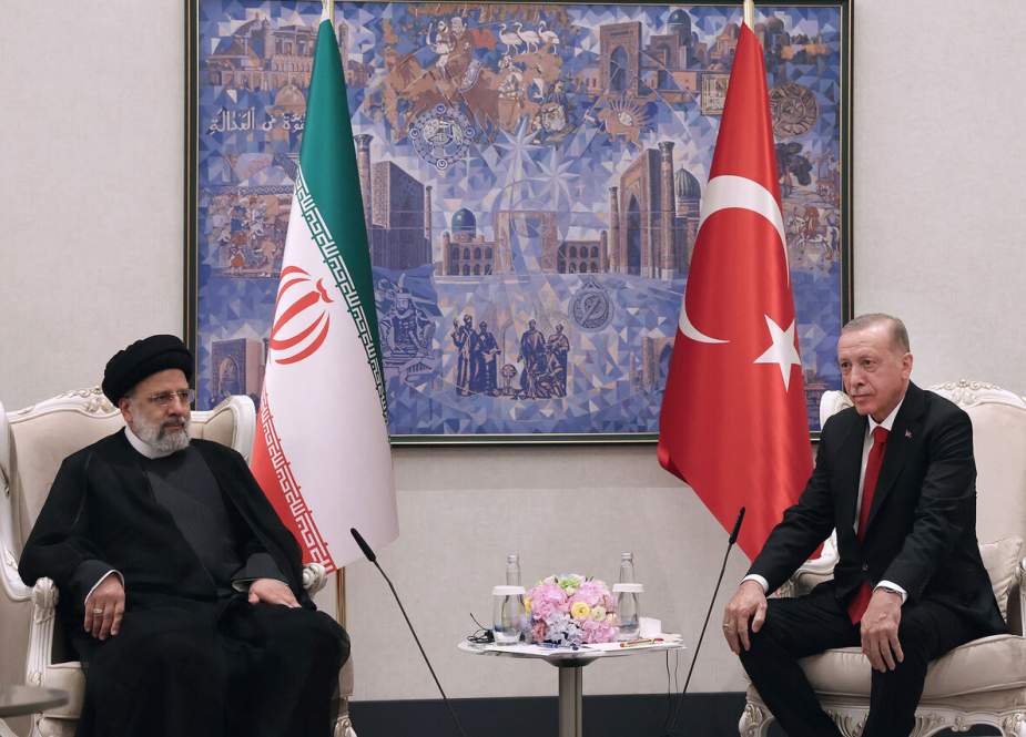 Presiden Iran Tekankan Kedaulatan, Integritas Teritorial Negara dalam Pertemuan dengan Erdogan