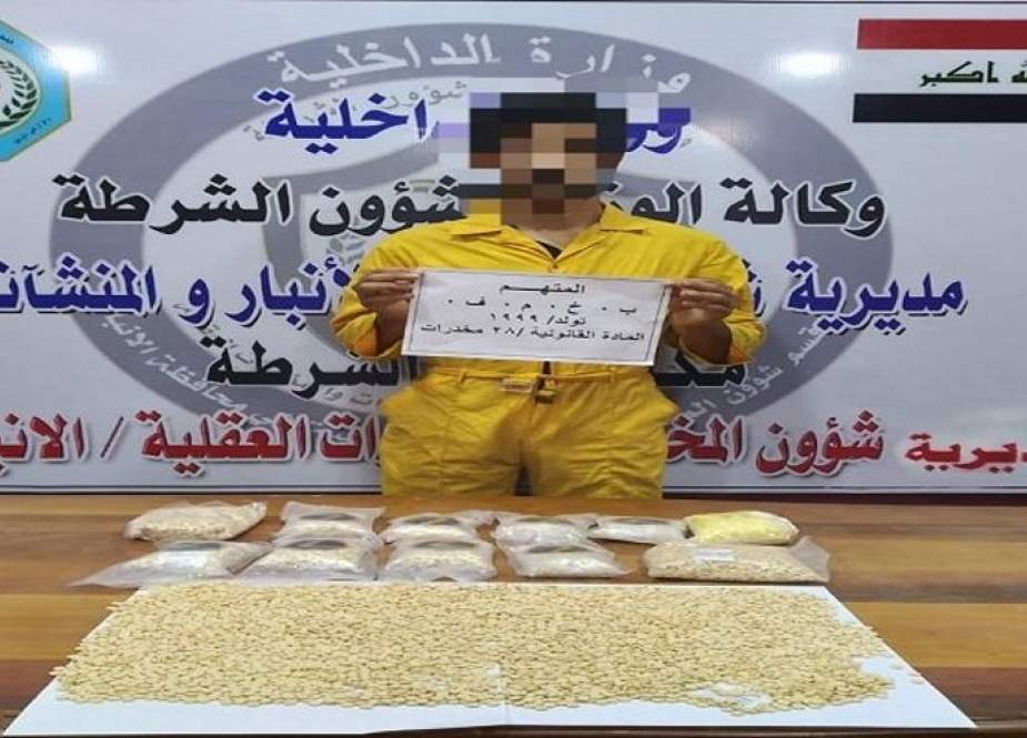 العراق.. شرطة الأنبار تضبط متهما بحوزته 26 ألف حبة مخدرة