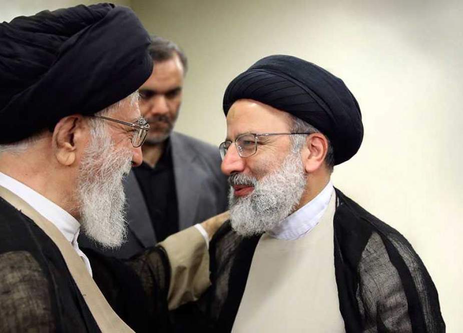 Raisi Bertemu dengan Imam Khamenei Menjelang Perjalanan ke PBB