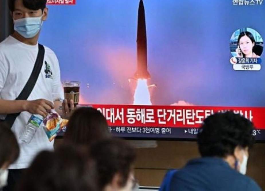 كوريا الشمالية تجري اختبارا صاروخيا عشية زيارة هاريس إلى سيول