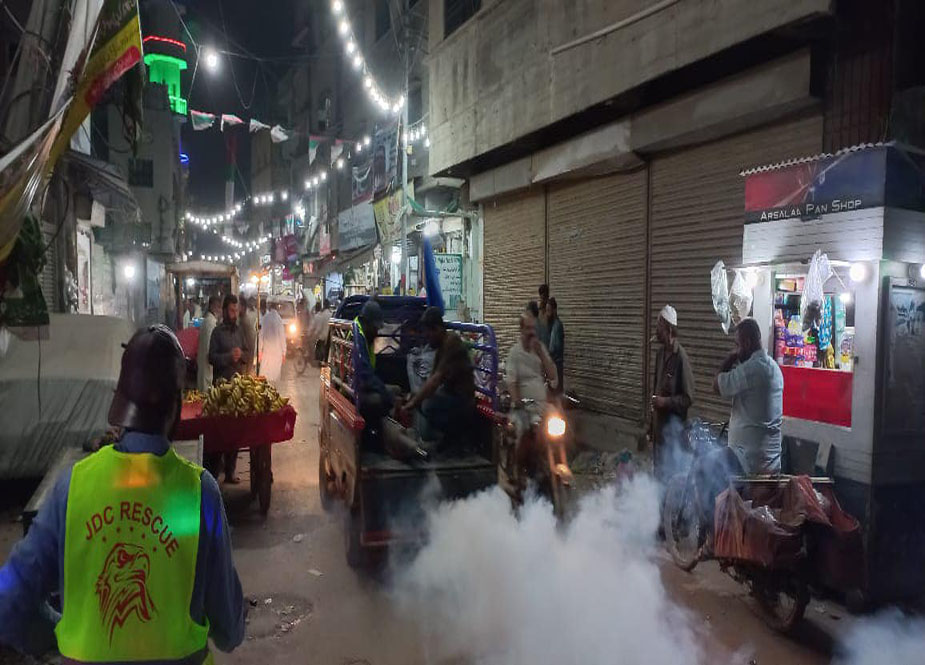 جے ڈی سی کی جانب سے کراچی کے علاقے لیاقت آباد کے مخلتف بلاکس میں مچھر مار اسپرے مہم کا انعقاد