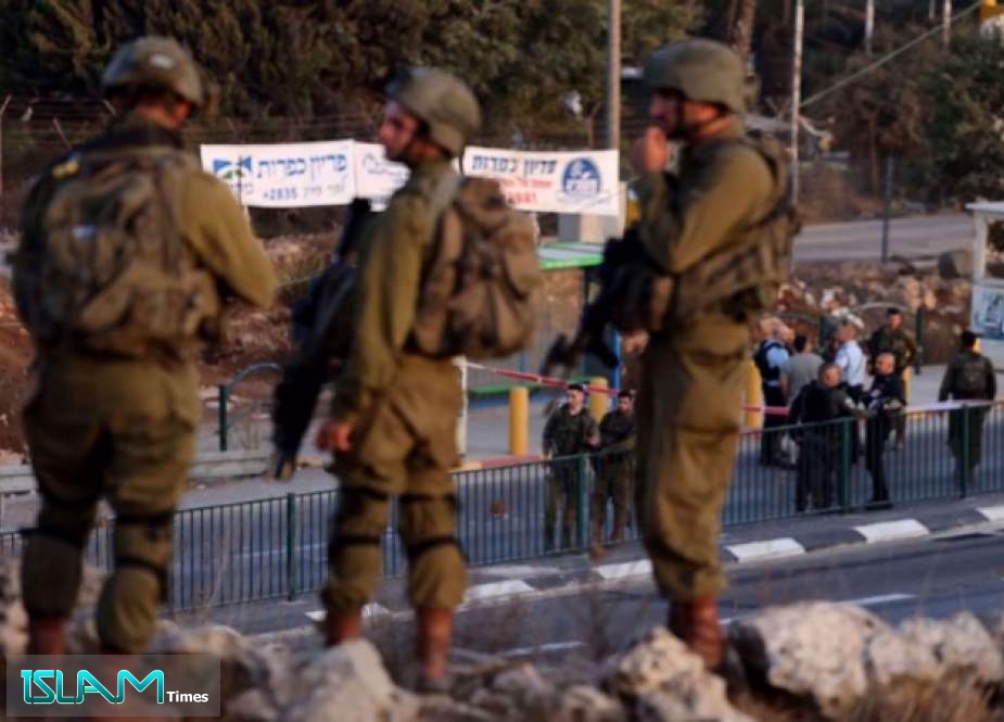 Palestinian Children Injured as Israeli Troops Storm West Bank School, Fire Tear Gas