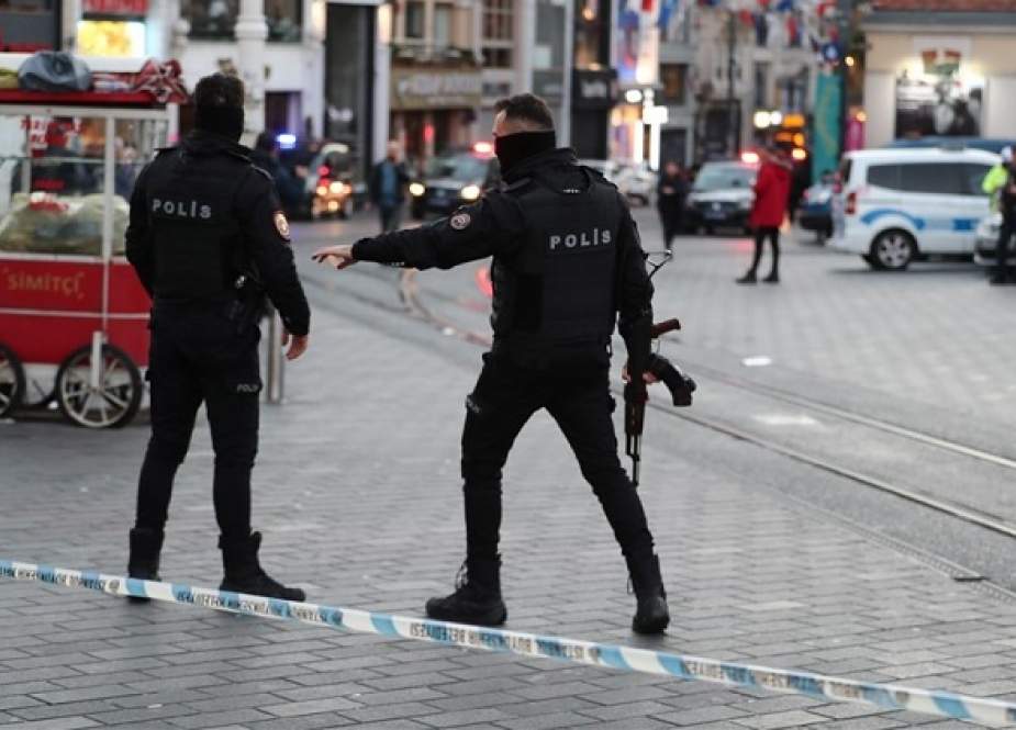 Polisi Turki (BI).