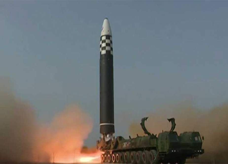 Korea Utara Menembakkan ICBM yang Diduga Dirancang untuk Menyerang AS